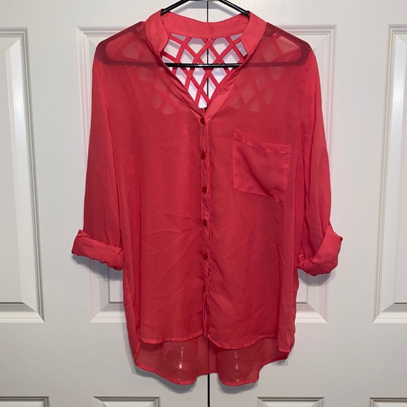 Nollie Lattice Back Button Down Roll Tab Blouse - Picture 1 of 5